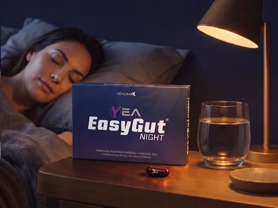 EasyGut Night na noćnom stočiću uz upaljenu lampu